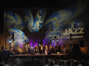 Revivez en photos & vidéos ce festival de jazz 2004 à succès en cliquant ici !!!